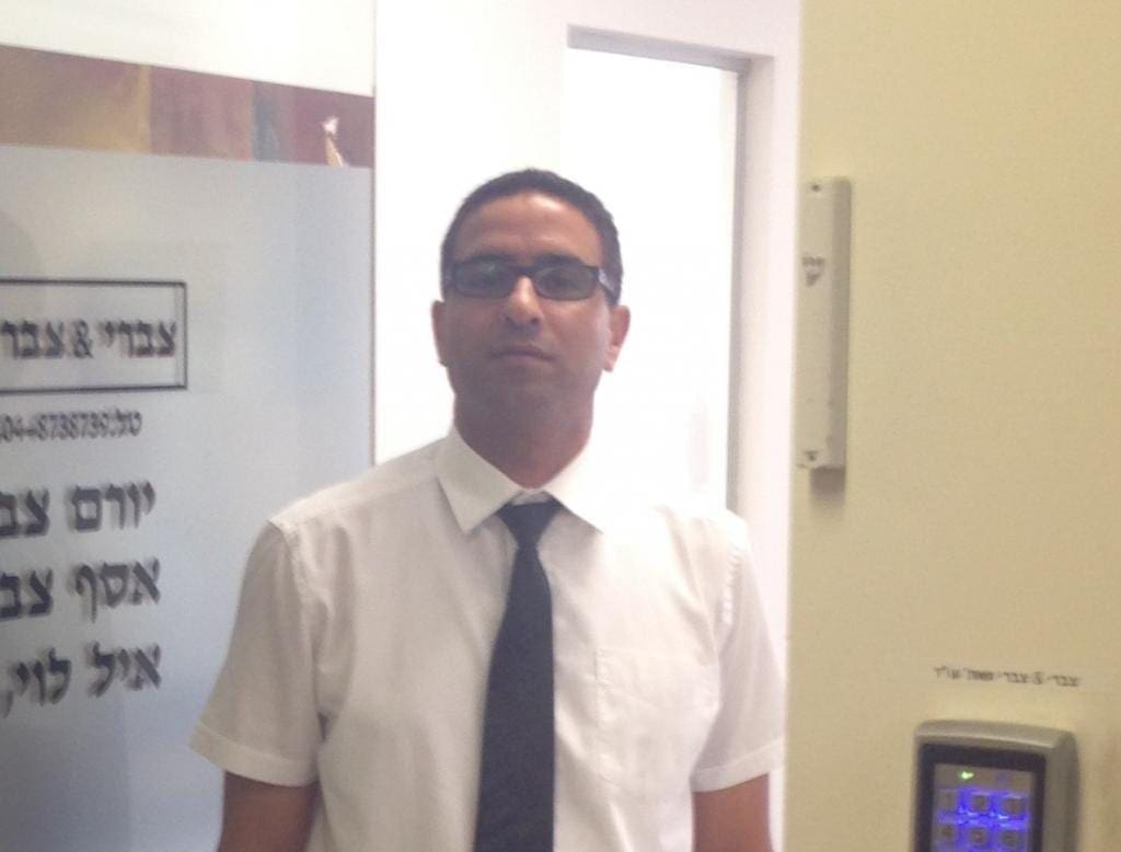 עו"ד אסף צברי