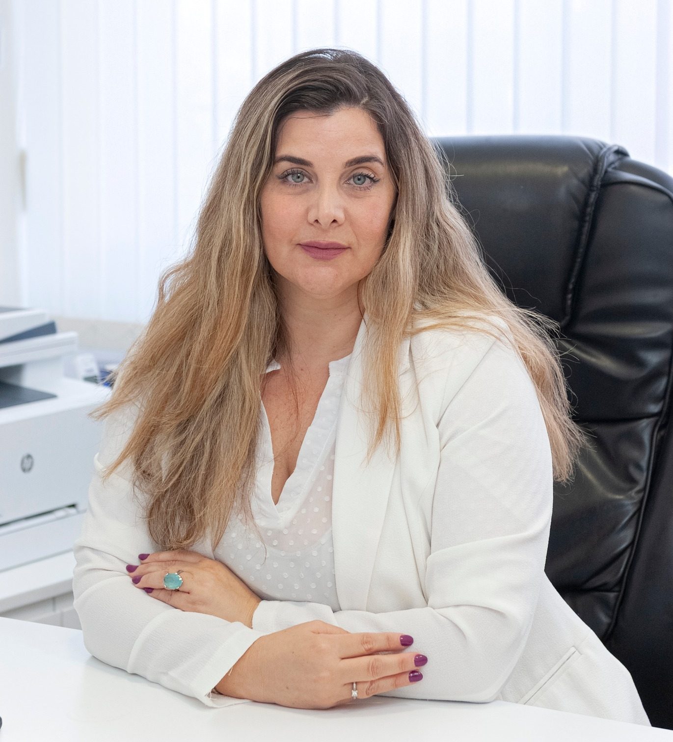 שרונה ברנבוים, עורכת דין ומגשרת